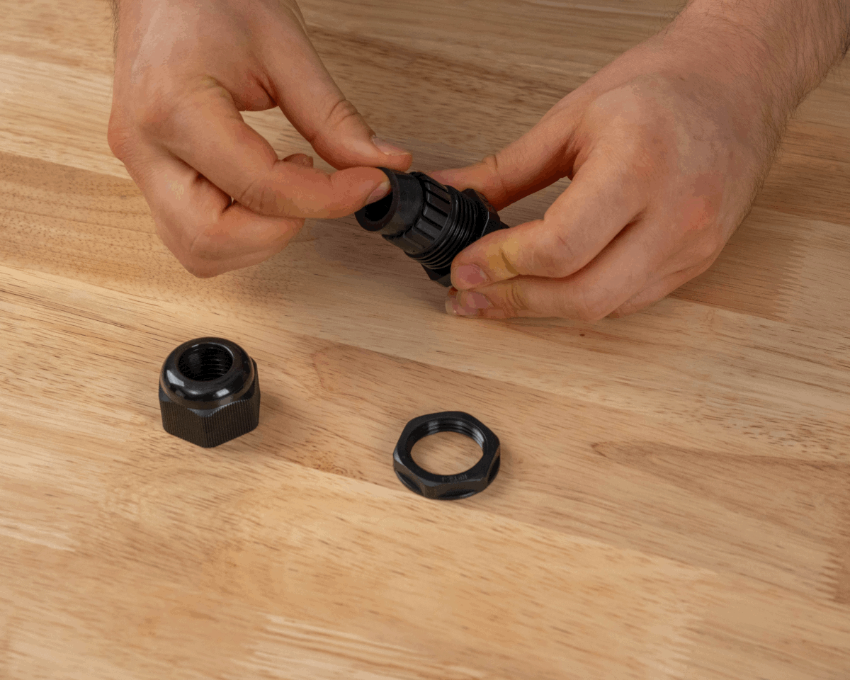 AH303 ASSEMBLY STEP03